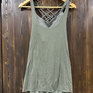Lululemon Tied in Energy 2-in-1 tank size 6